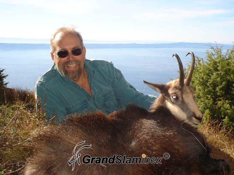Balkan-Chamois-Hunting-in-Macedonia- S1 (2)