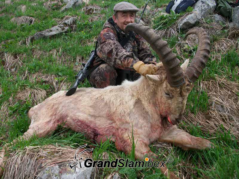 Kuvan-Tur-Hunting-in-Russia (2)