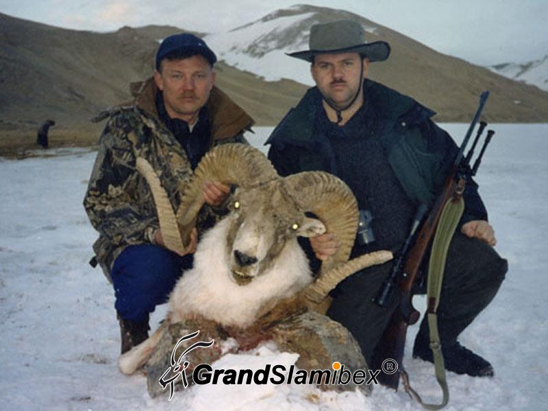 Marco-polo-sheep-hunting-in -Kyrgyzstan - S1 (4)
