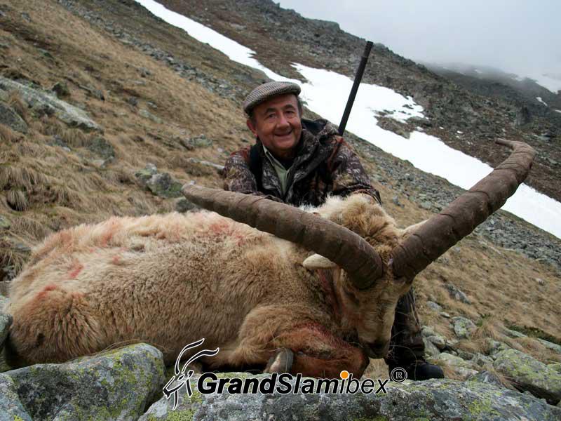 Mid-Caucasian-Tur-Hunting-in-Russia - S1 (1)